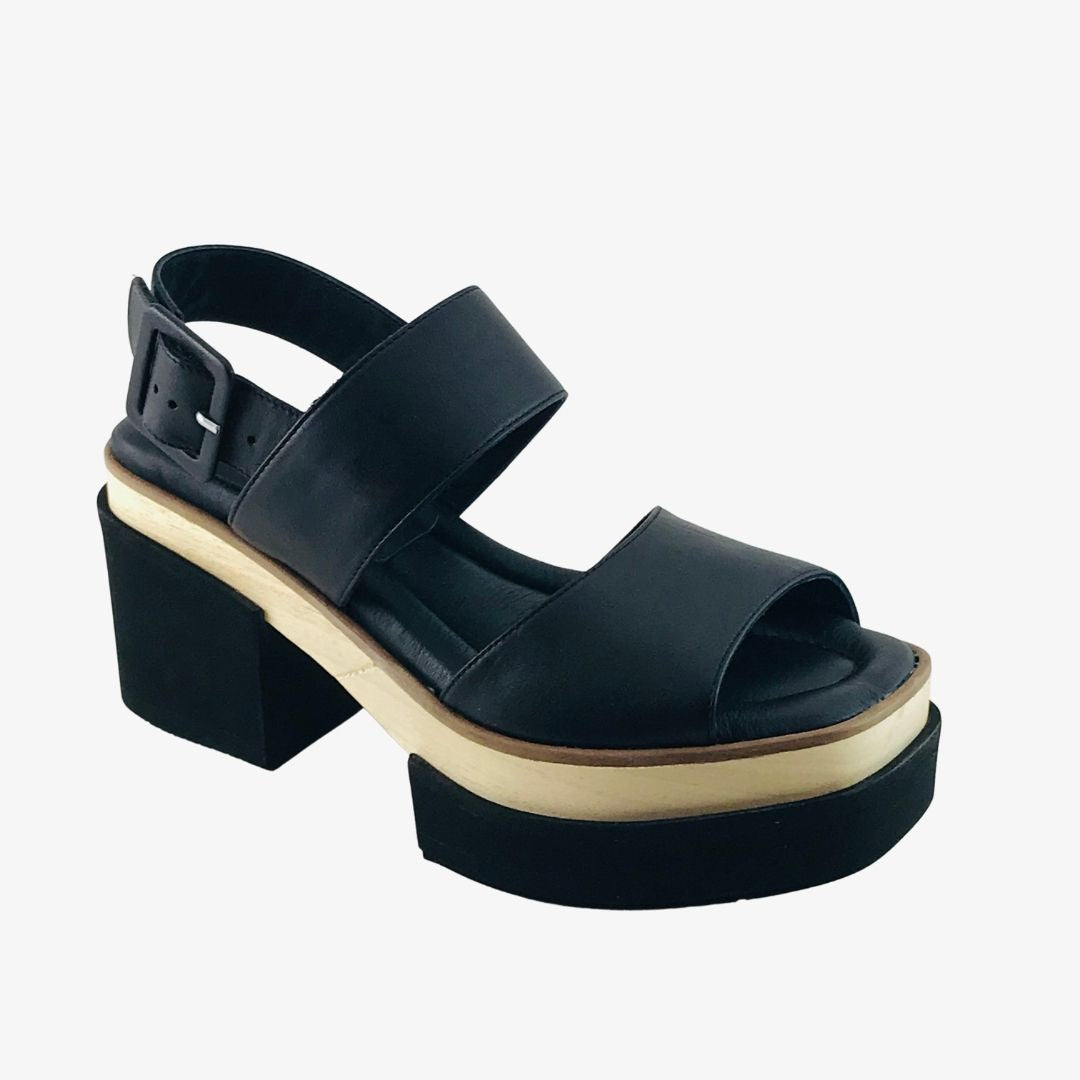24.5【新品】PALOMA BARCELO ALES BK 定価52800円 PALOMA BARCELÓ | BRANDS | AMAN CO., LTD.